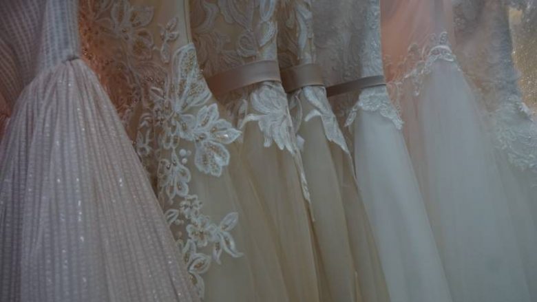 Le regole per scegliere l abito da sposa